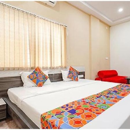 Hotel Lavish Residency à Bangalore Extérieur photo